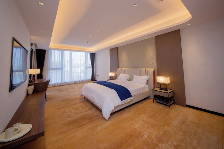 Room 47 of 148