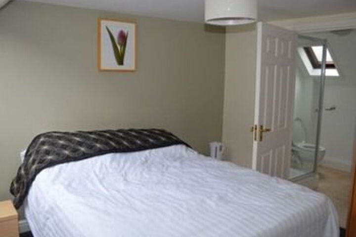 Room 16 of 48