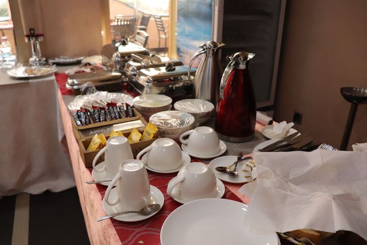 Breakfast/Coffee Service 2 of 6