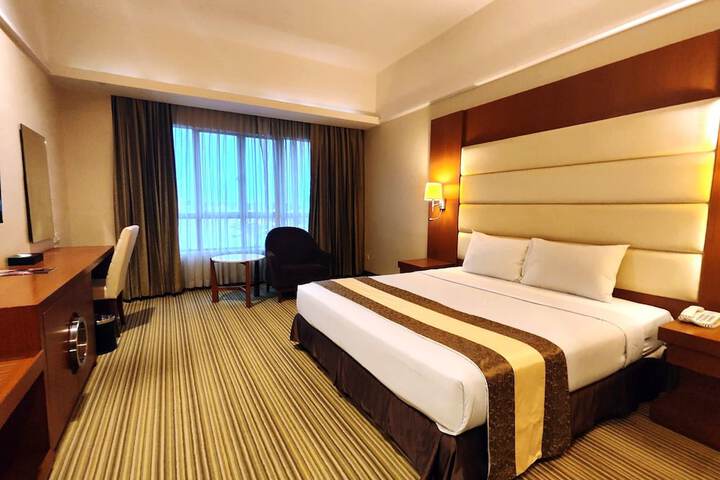 Room 43 of 74