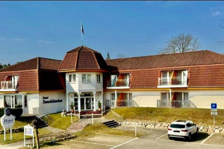 Hotel garni SEESCHLÖSSCHEN