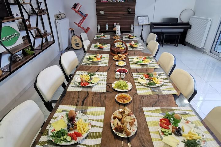 Dining 50 of 70