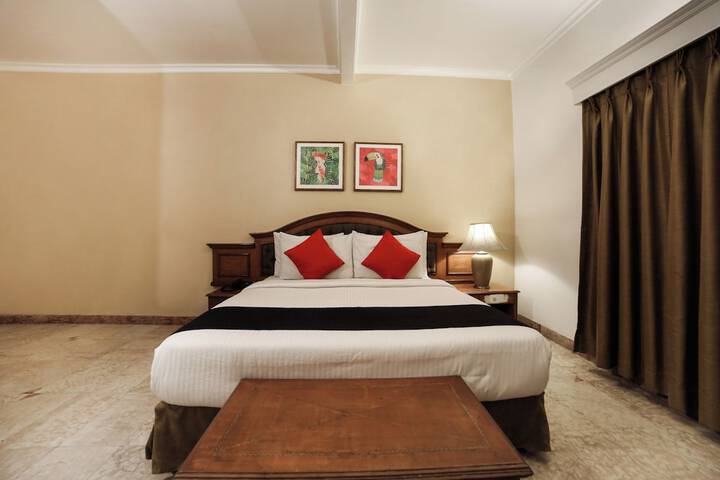 Room 16 of 30