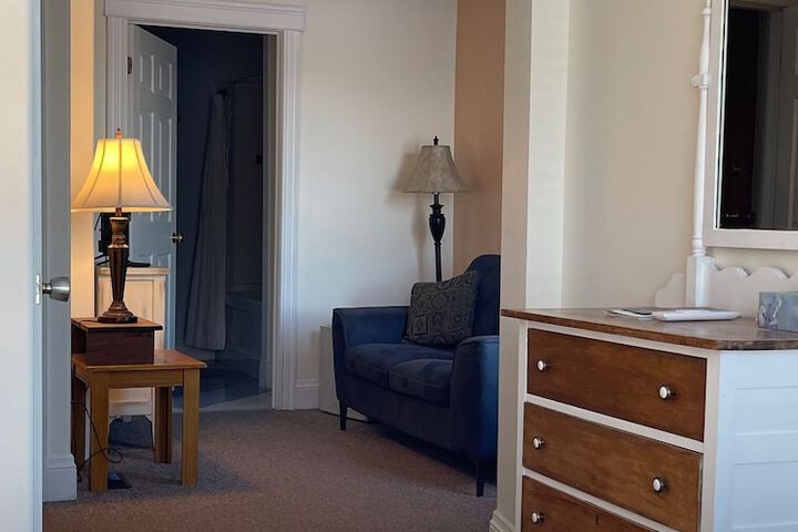 Room 55 of 99