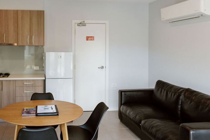 Room 12 of 113