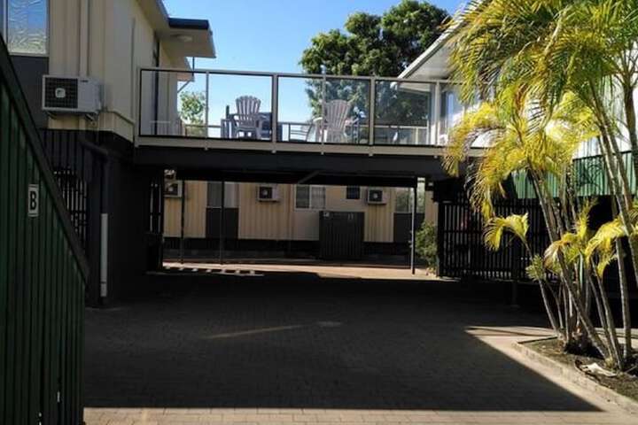 Property Grounds 22 of 27