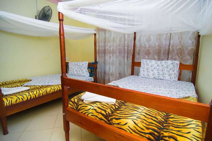 Room 16 of 62
