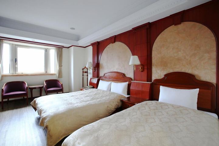 Room 29 of 56