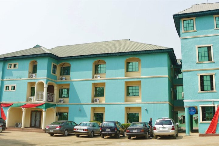 Hotel 18 of 20