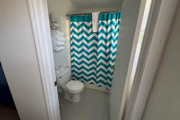 Room 16 of 59