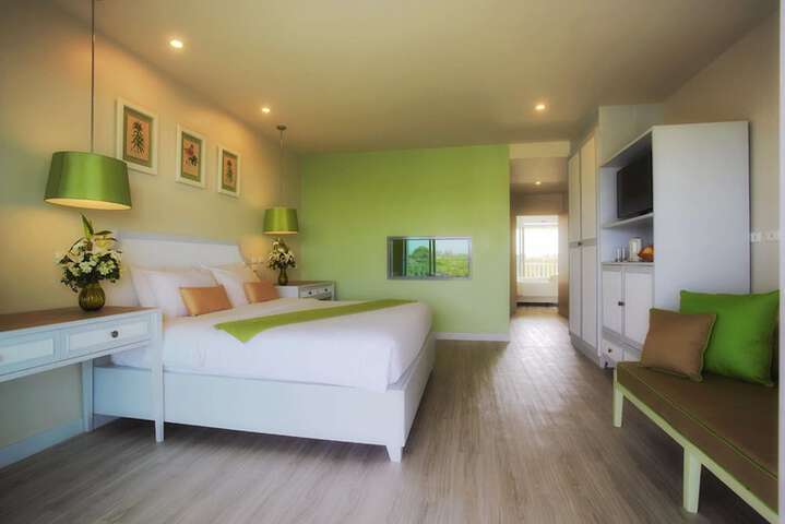 Room 13 of 71