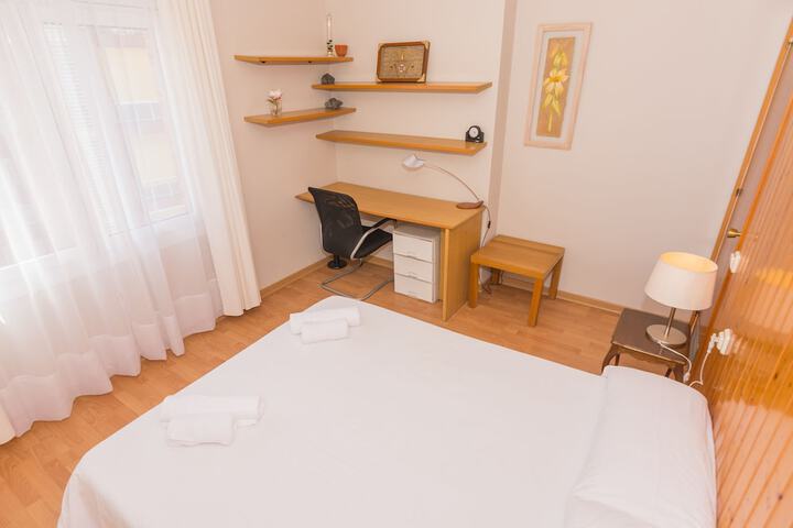 Room 10 of 54