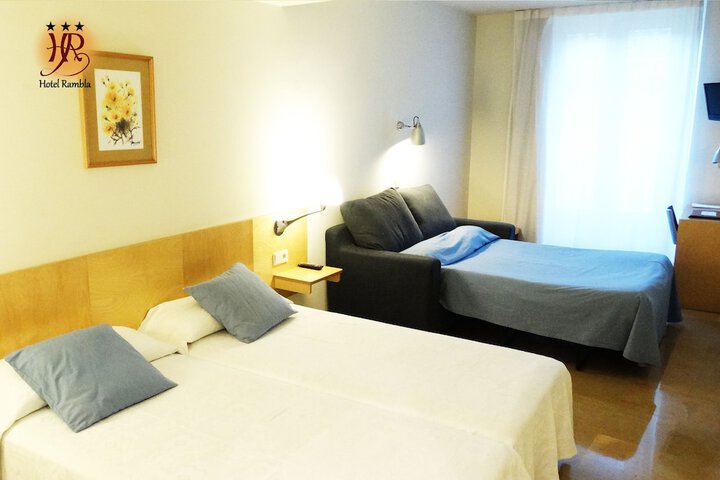 Room 10 of 37