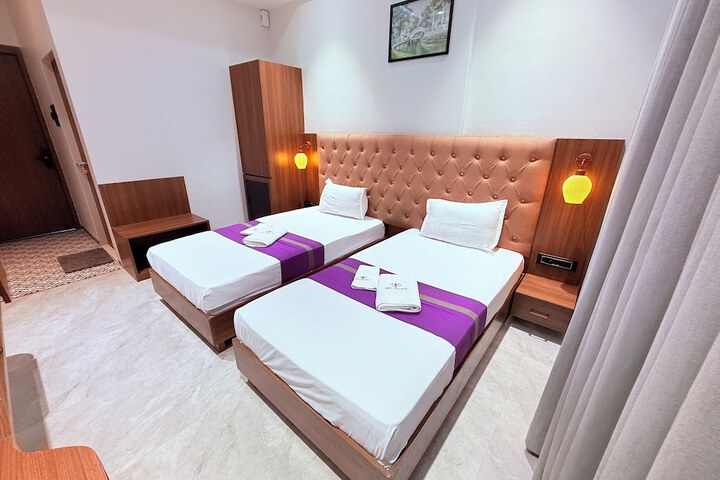 Room 25 of 63