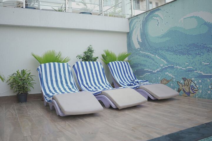 Pool 16 of 22