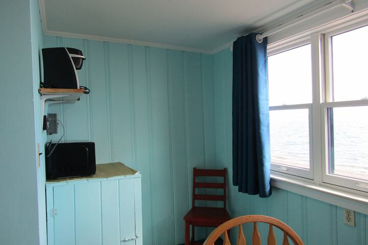 Room 155 of 219