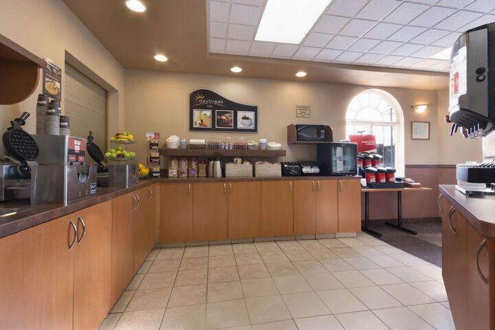 Dining Photos