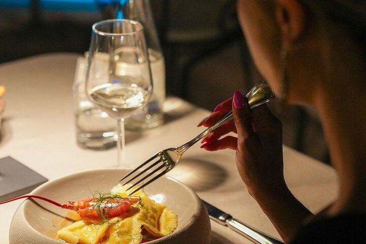 Dining 56 of 116
