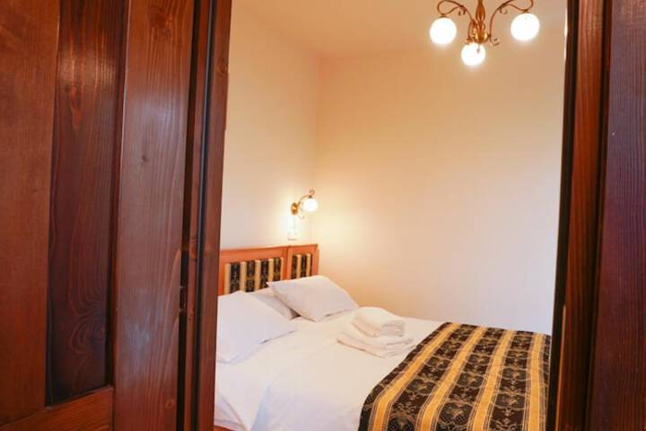 Room 10 of 54