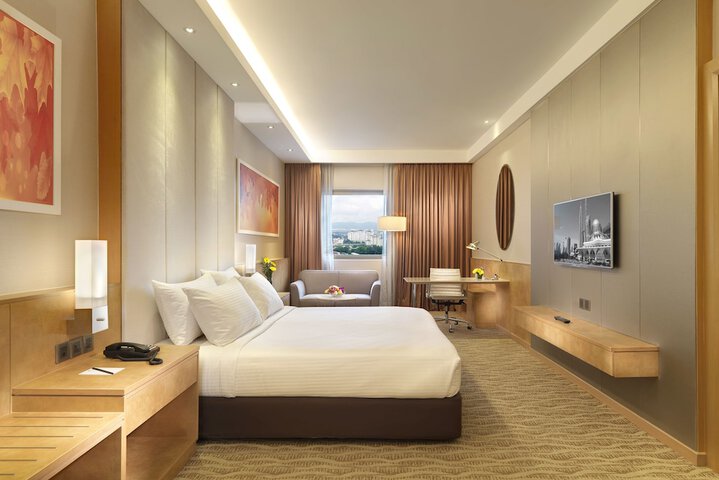 Room 8 of 49