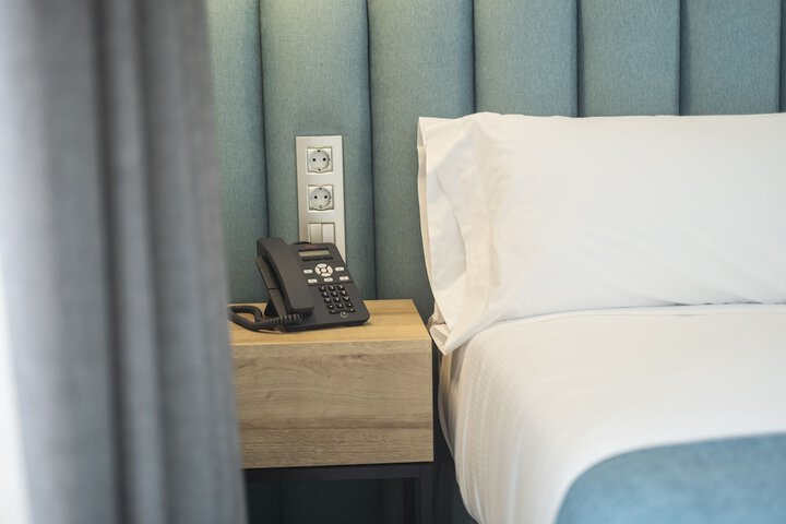 Room 10 of 75
