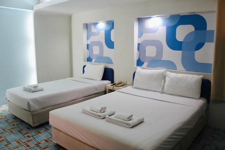 Room 7 of 44