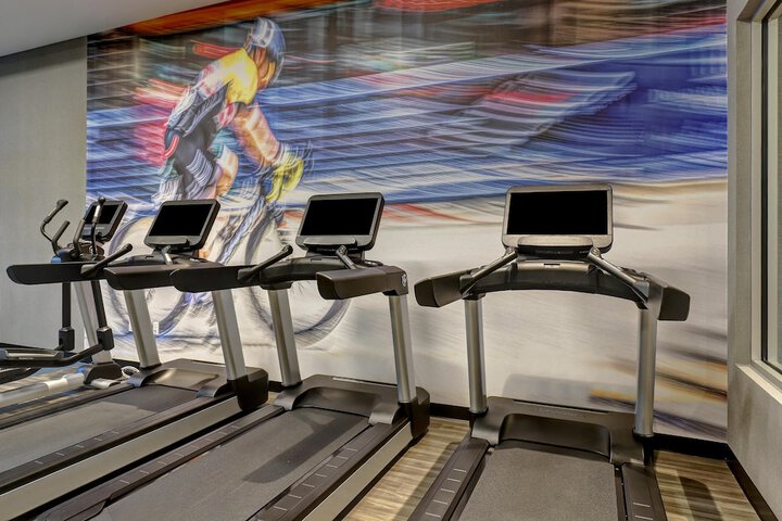 Health and Fitness 32 of 44