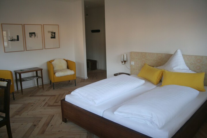 Room 7 of 41