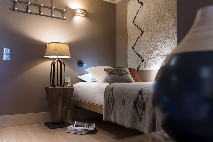 Room 13 of 61