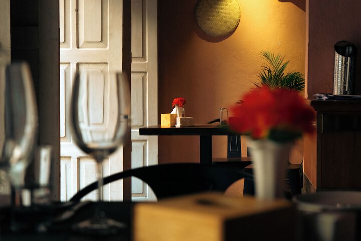 Dining 17 of 35