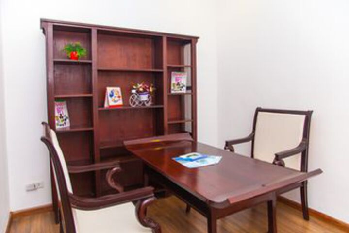Room 11 of 14