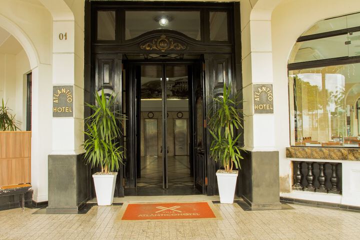 Hotel 3 of 48