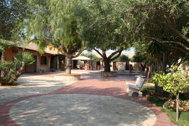Property Grounds 17 of 23