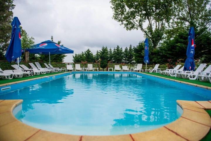 Hotel Pool