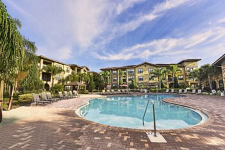 Pool 14 of 21