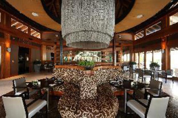 Dining 19 of 23