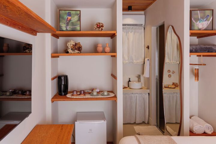 Room 45 of 132