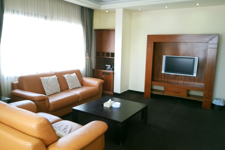 Room 26 of 64
