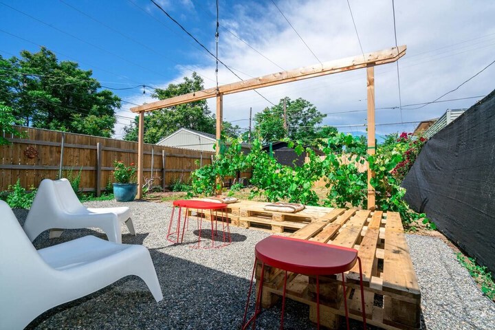 Terrace/Patio 10 of 16