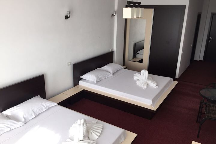 Room 34 of 35