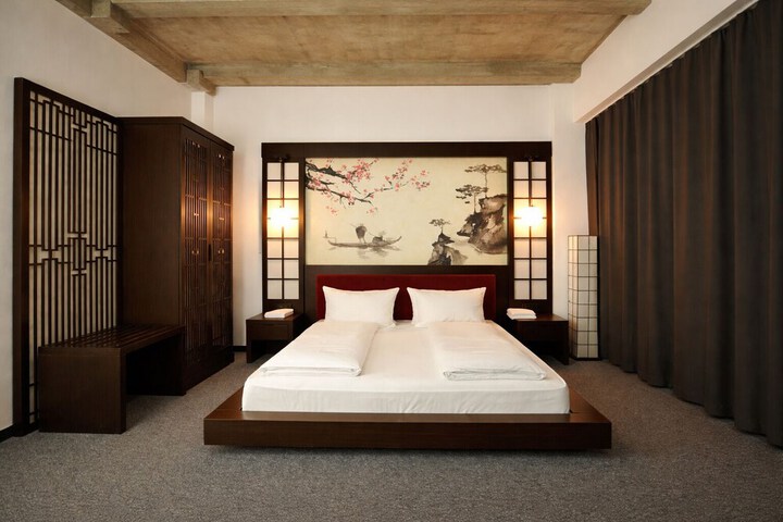 Room 29 of 59