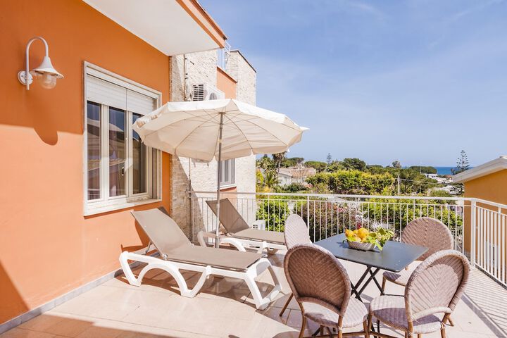 Terrace/Patio 98 of 194