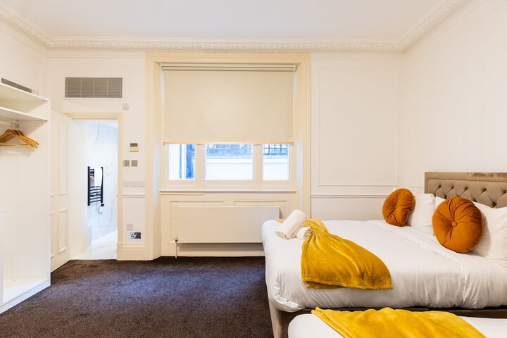 Room 5 of 60