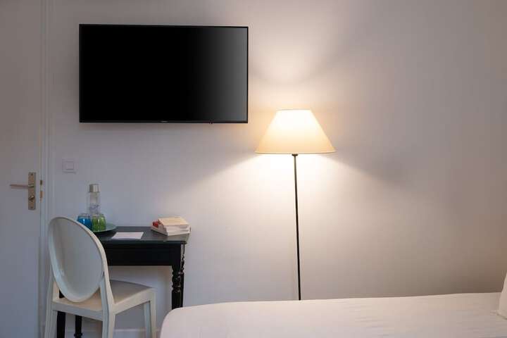 Room 38 of 80