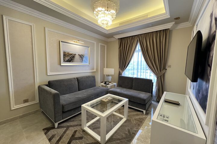 Room 48 of 104