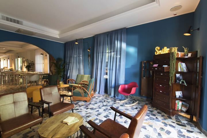 Hotel Interior 11 of 40