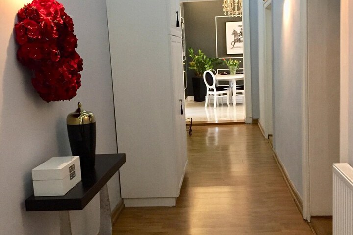 Room 15 of 37