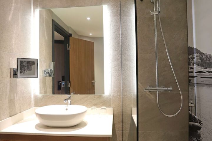 Bath Photo