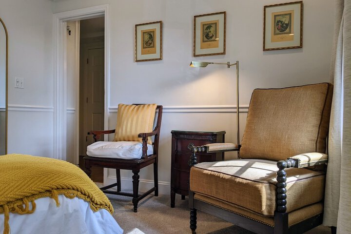 Room 157 of 258