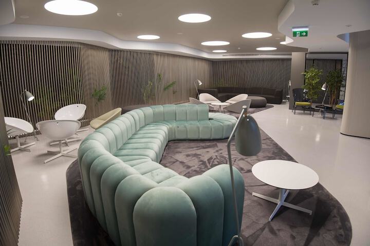 Guest Lobby